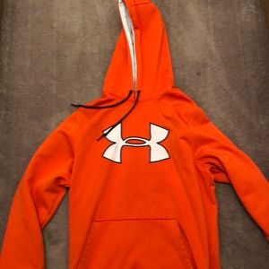 Under Armour Sweatshirt